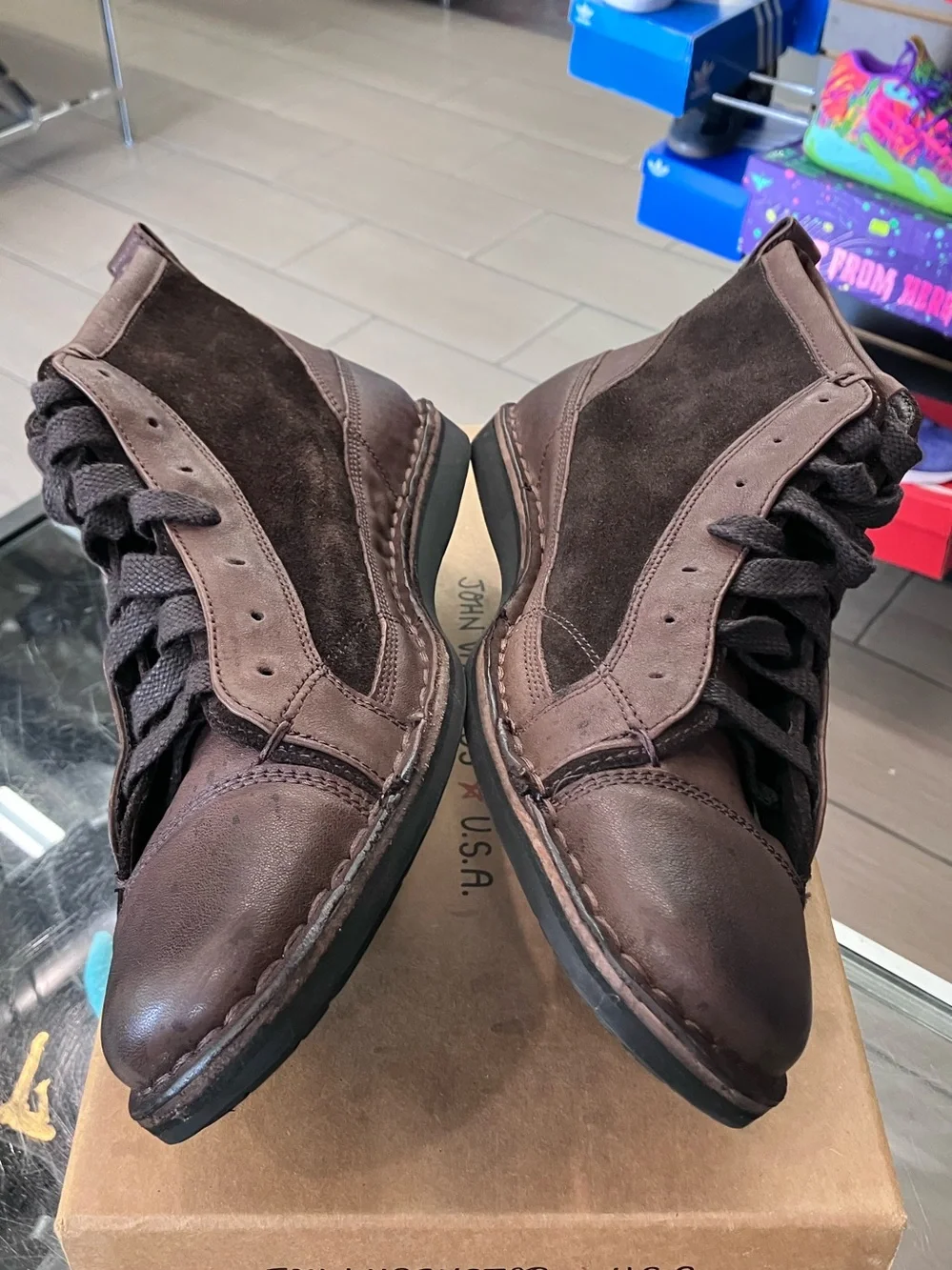 John Varvatos Chukka Lace Up Leather Suede Dark Brown Size 9.5